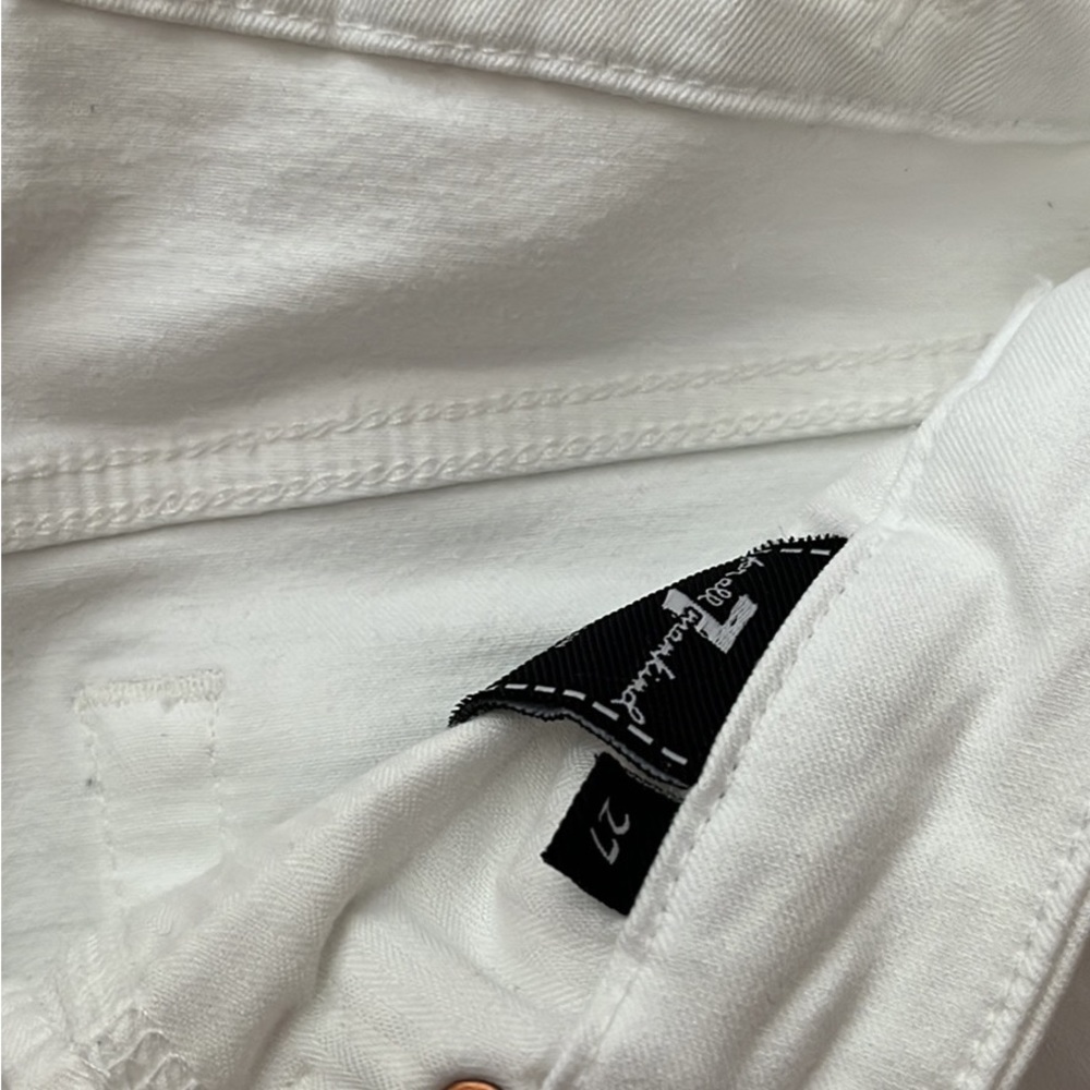 Women’s jeans